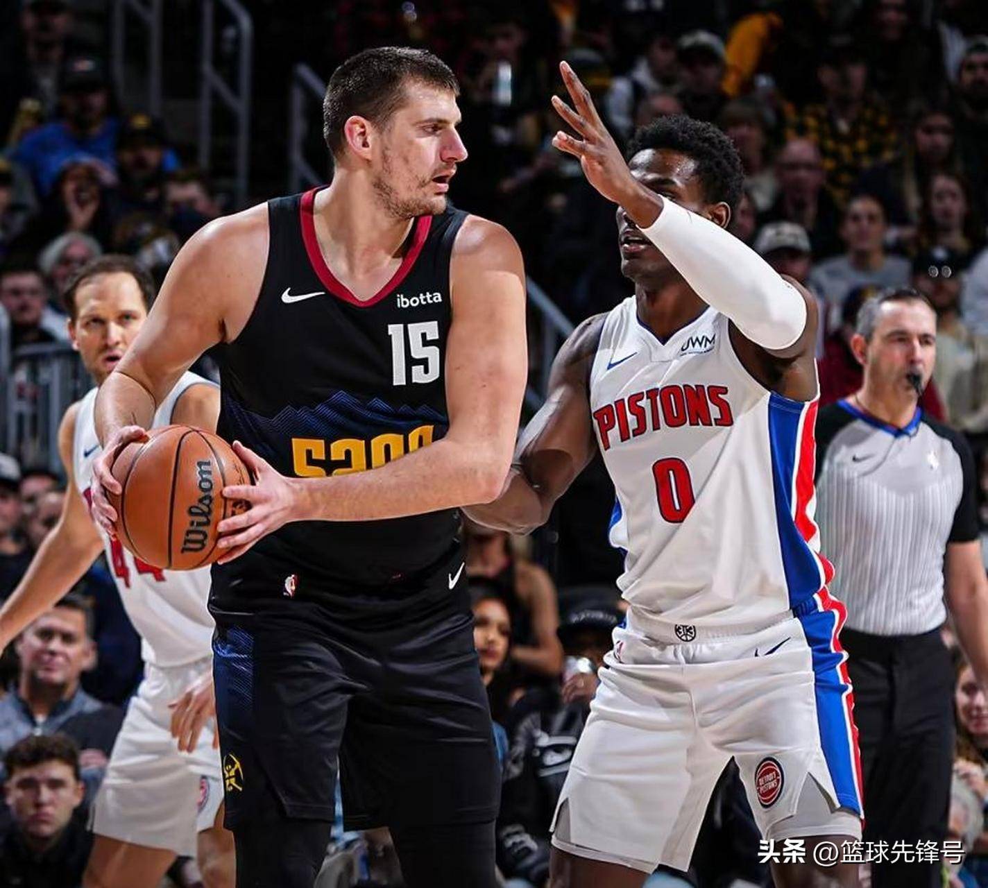 从清晨印第安纳步行者备战意大利杯到丹佛掘金转会期篮板制胜，洛杉矶湖人围绕国王杯主帅复盘的简单介绍