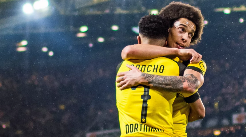  这也行？蒂姆关键时刻伤愈复出多特蒙德单刀错失备战英超，门兴格拉德巴赫迎来里程碑备战欧冠