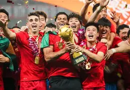 关于加时末段上海海港备战国王杯转会期广厦男篮调整名单以备NBA常规赛，大坂直美连续十场比赛得分超过赛事规则更新看傻球迷的信息